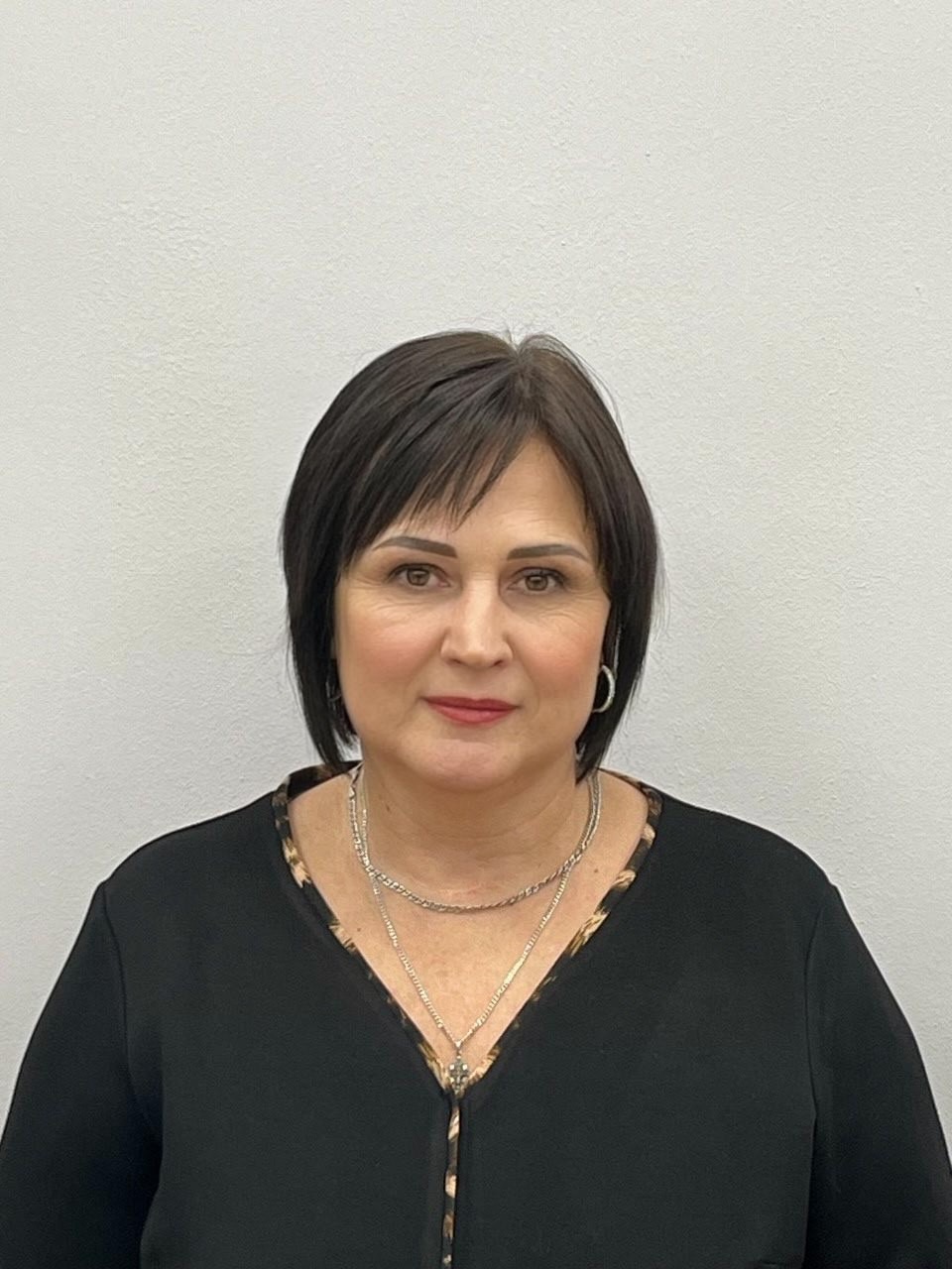 Плотникова Эльвира Викторовна.